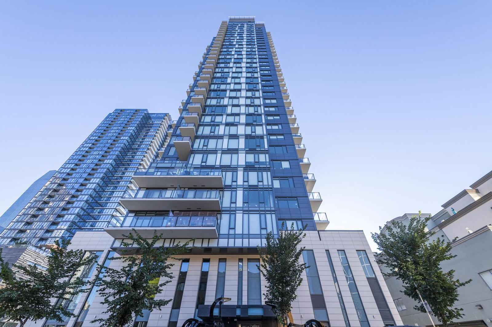 YYC Luxury Dt, 2 Bedroom Deal, Private Balcony, Full Kitchen, Gym - Free Parking מראה חיצוני תמונה